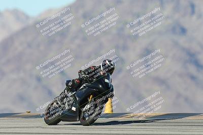 media/Dec-04-2025-Racers Edge (Thu) [[5ebc9f124d]]/3-B Group/6-Session 4 (Turn 9)/